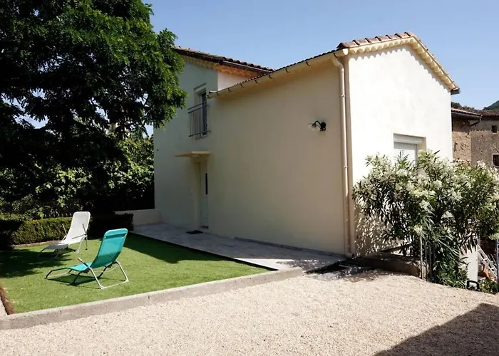 בית נופש Magnanerie Leony : Maison Au Calme Avec Jardin *