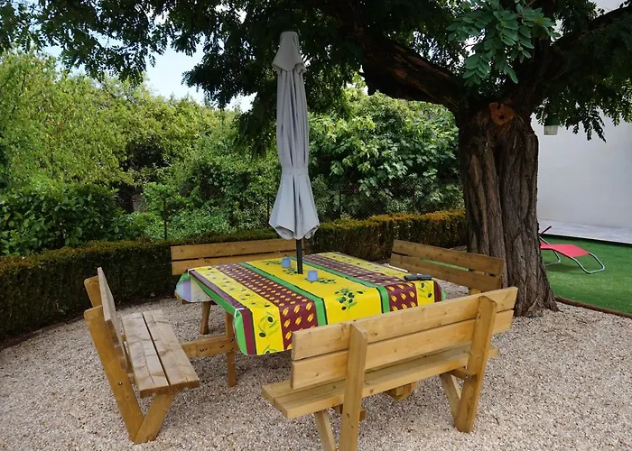 Magnanerie Leony : Maison Au Calme Avec Jardin בית נופש